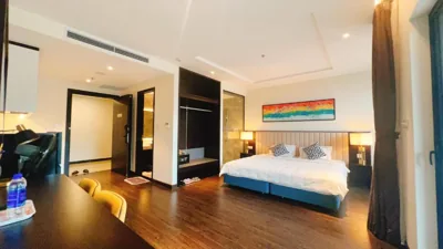 One-Bedroom Apartment with City View — Căn Hộ Homestay The Sapphire Ha Long tiêu chuẩn khách sạn có tầm view sea & city rất đẹp
